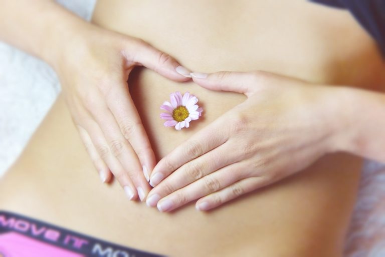 Causes Of Belly Button Bleeding & How To Avoid It