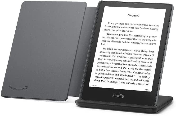 Kindle Paperwhite Signature Edition Essentials Bundle. Amazon.com