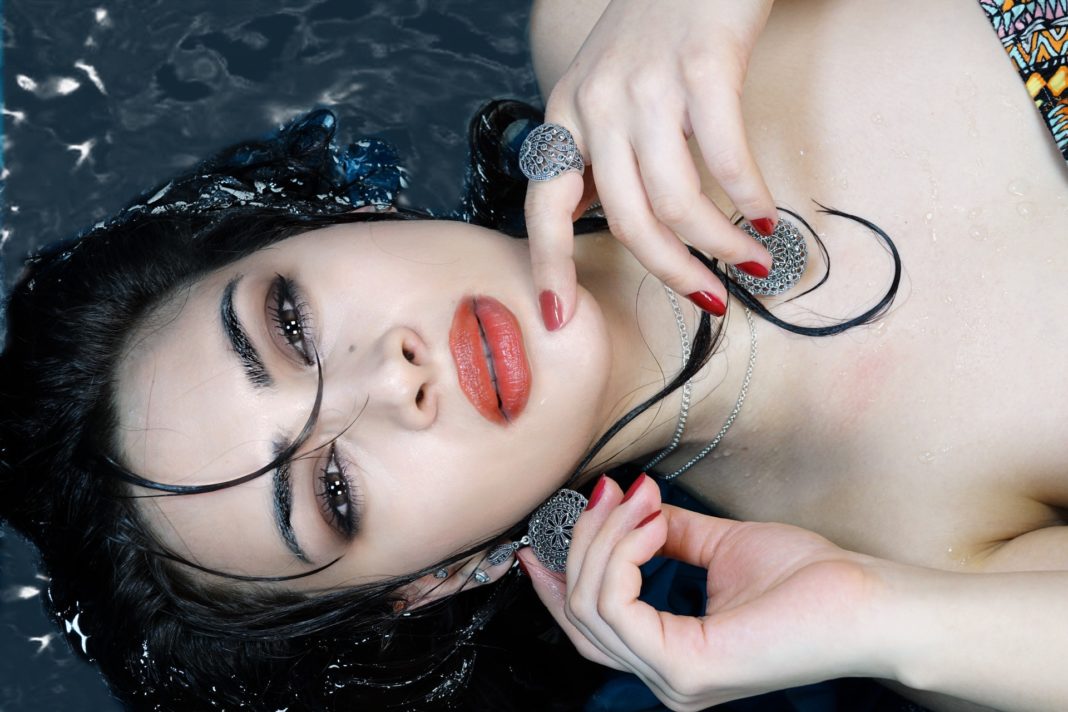 Lip Line Tattoo Removal Top 4 Easy Methods To Get Rid Of It