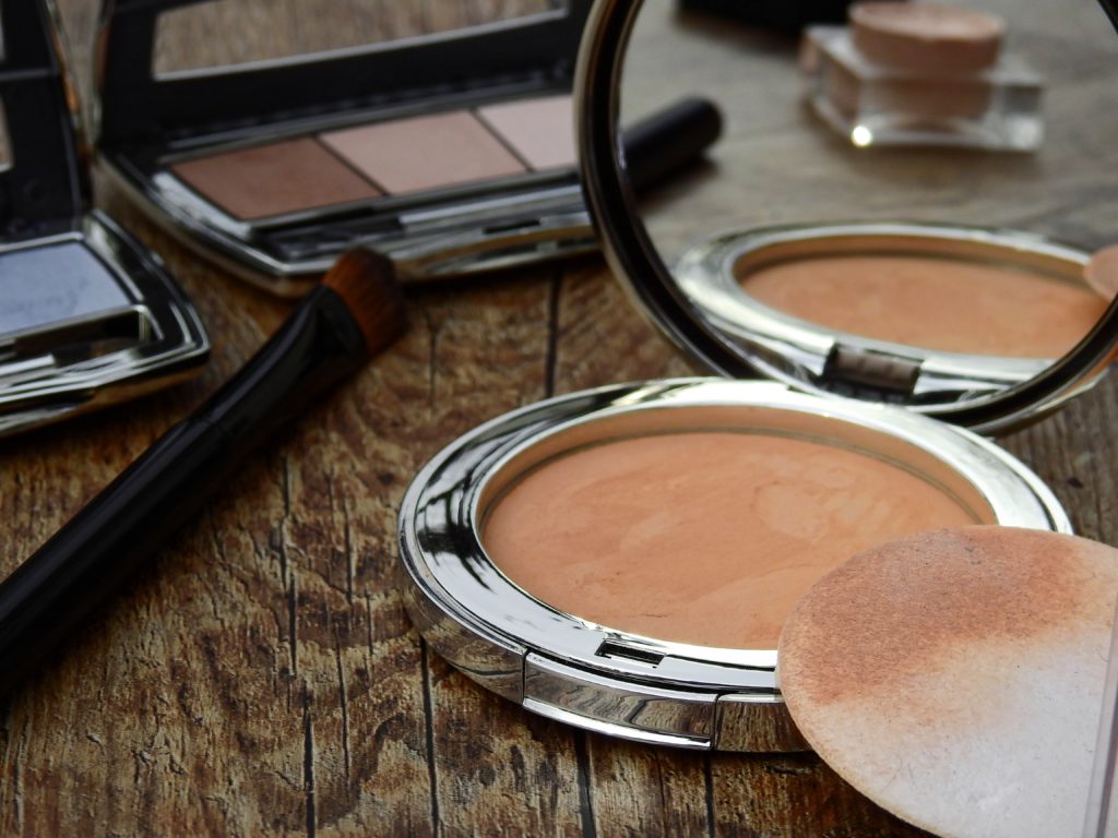 Green Makeup: 6 Easy Swaps To Make Your Routine Eco-Friendly