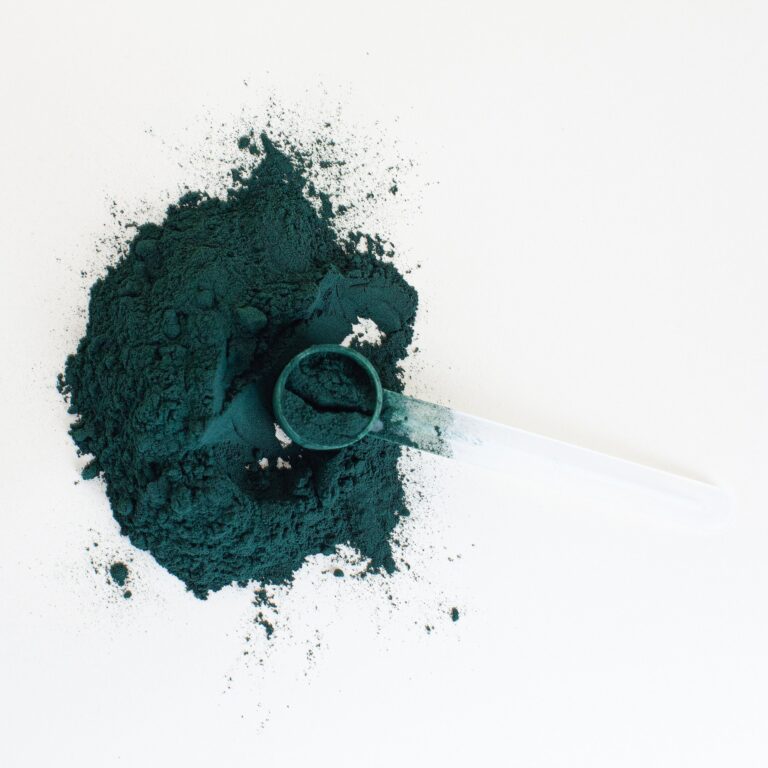 How To Make Green Lipstick At Home? 4 Ways To Try
